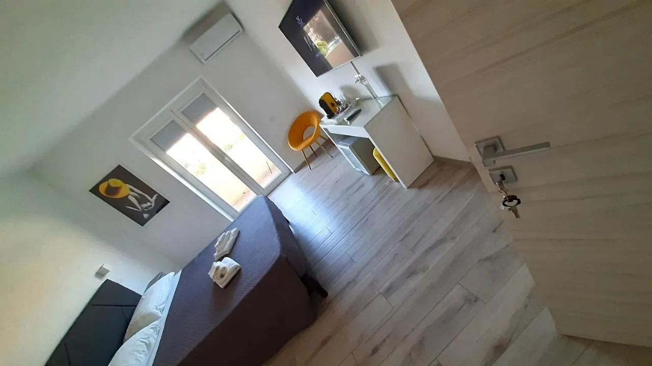 Maison Margherita 圣特雷莎加卢拉 招待所